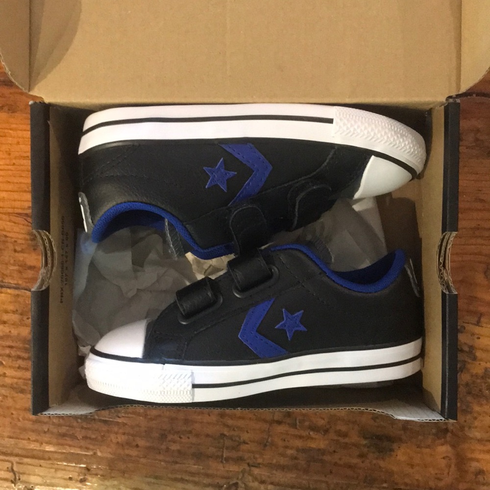 Brand New in Box Leather Converse All Stars